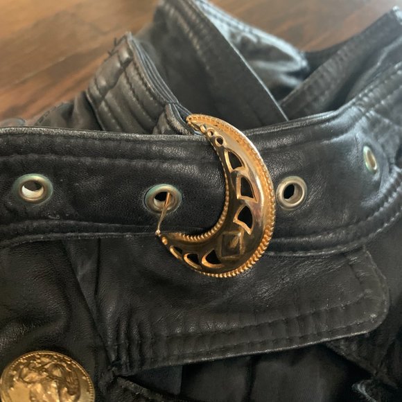 Heavy vintage leather fitted peacoat - Picture 2 of 8